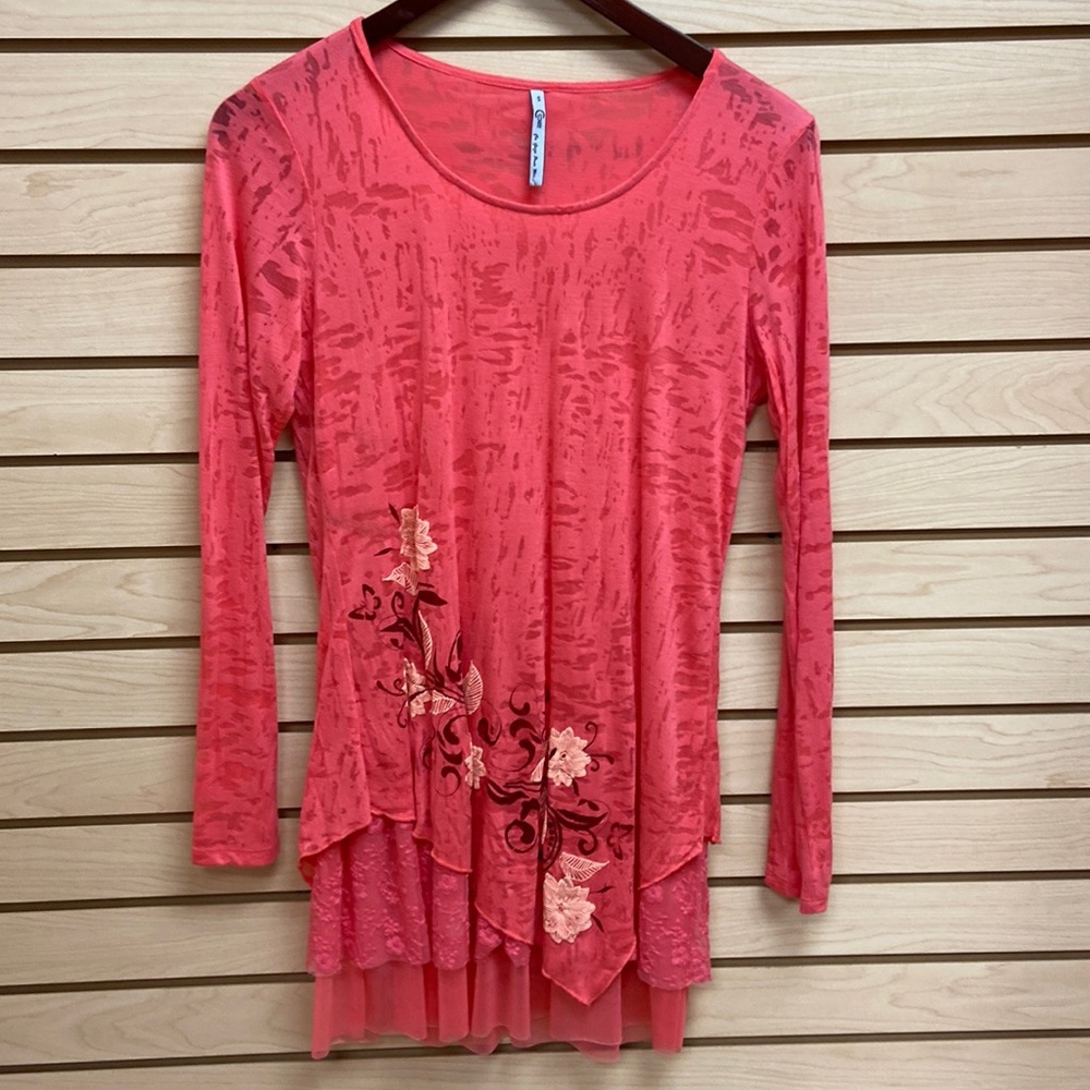 CO2 fashionable women tunic top  Size S